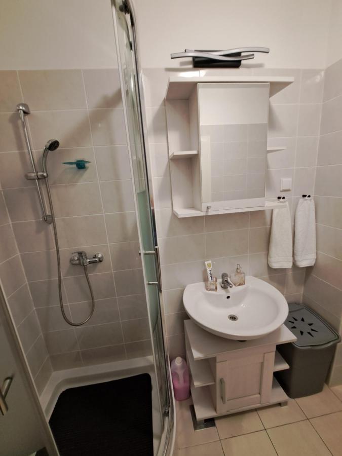 Mariposa, Apartment With Balcony, Private Parking In The Garage, Near The Biggest Shopping Center Mall Of Split Exteriér fotografie
